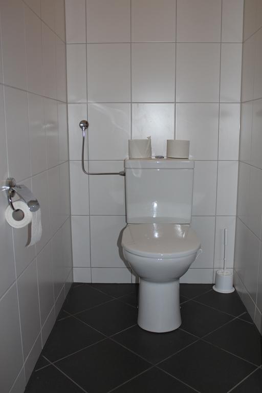 Gasthof Schiefer Zur Zugbruecke Kreuzen  Extérieur photo